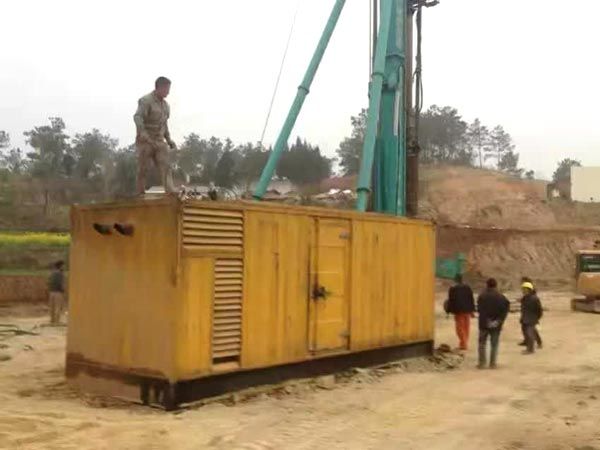 泊头如何判断水冷式机油散热器密封件是否需要更换？